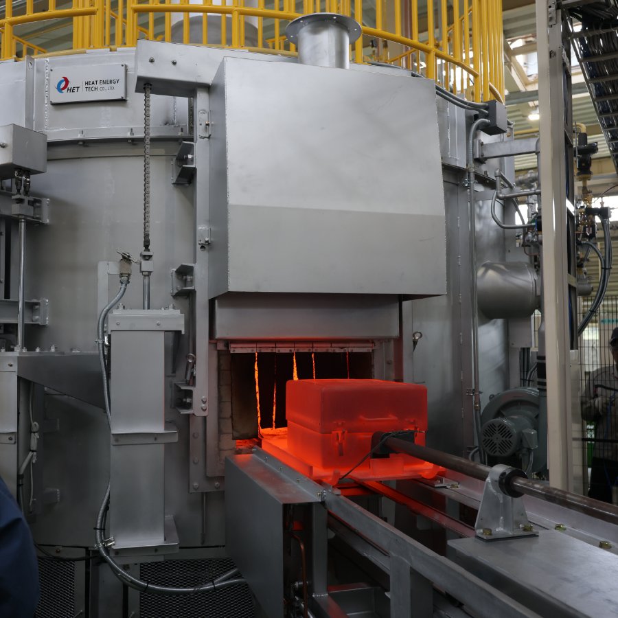 回転式焼入用加熱炉